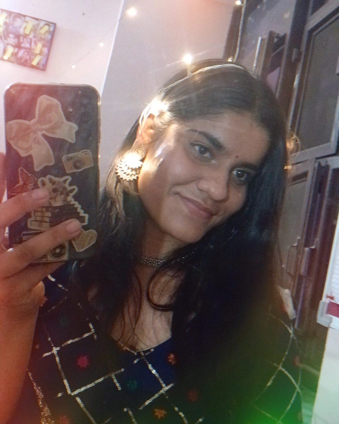 Mirror selfie to banti hai